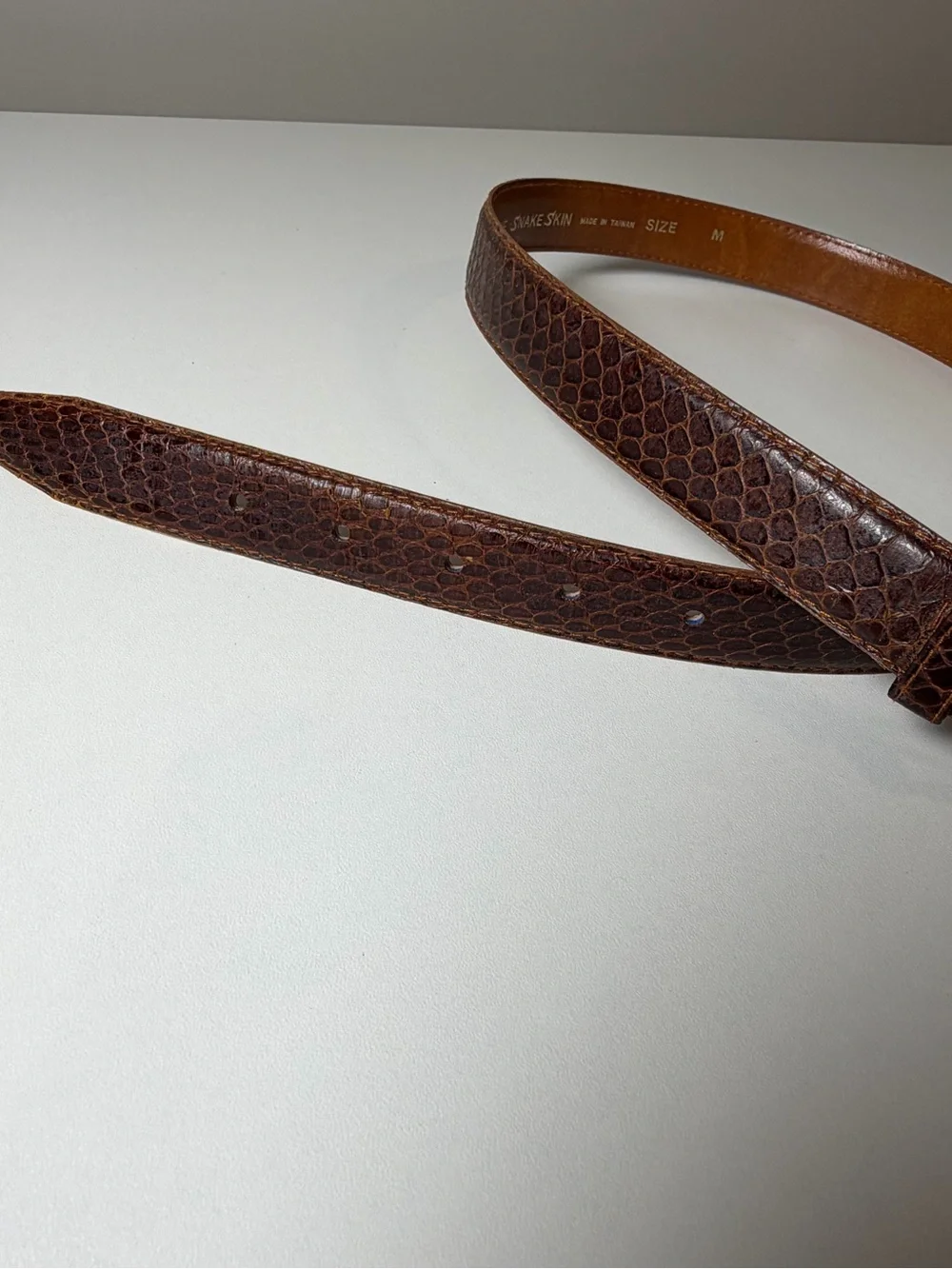 Women’s Genuine Snake Skin Size Medium Brown Leather Belt with Gold Buckle